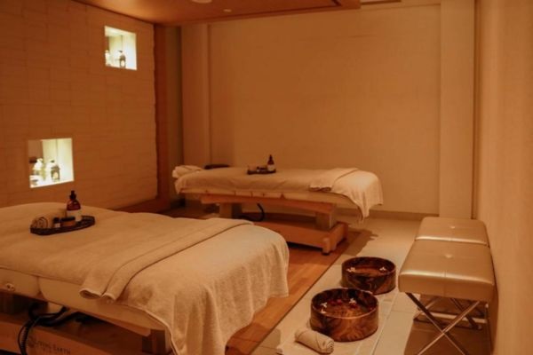 DoubleTree by Hilton JBR Luxury Massage